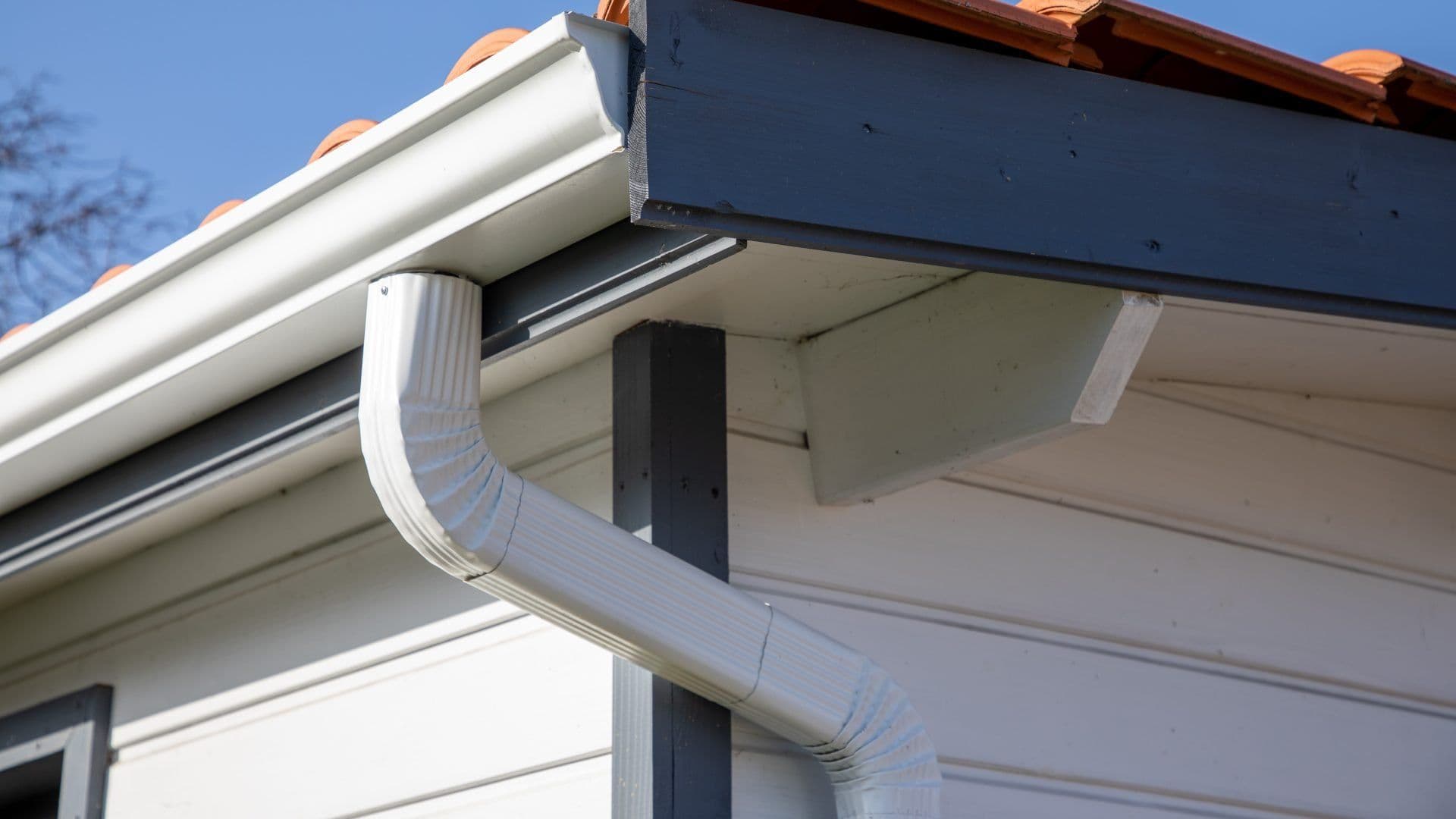 amazing-gutters-gas-city-in-clemens-home-solutions-scaled.jpeg