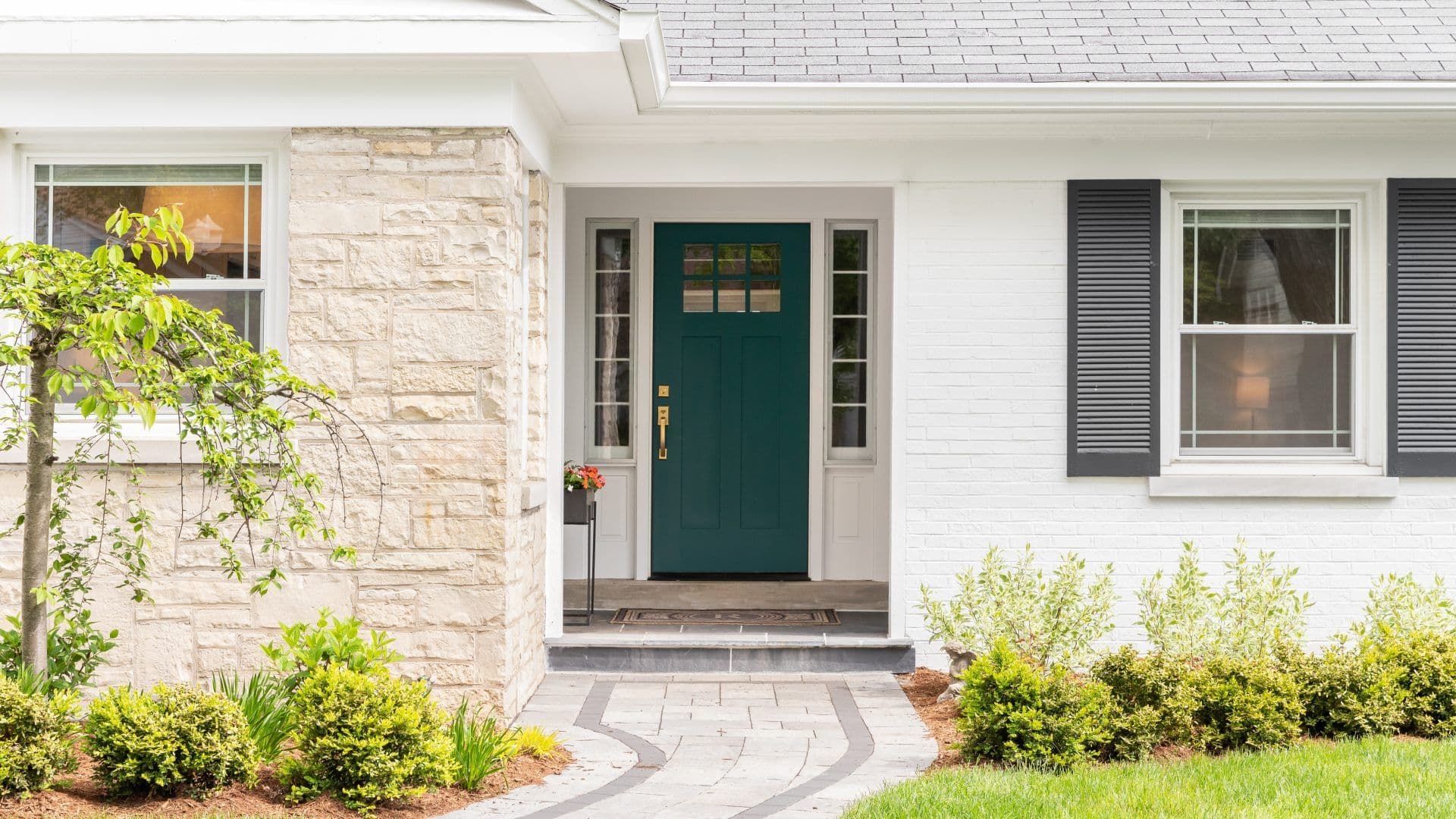 dependable-replacement-windows-anderson-in-clemens-home-solutions-scaled