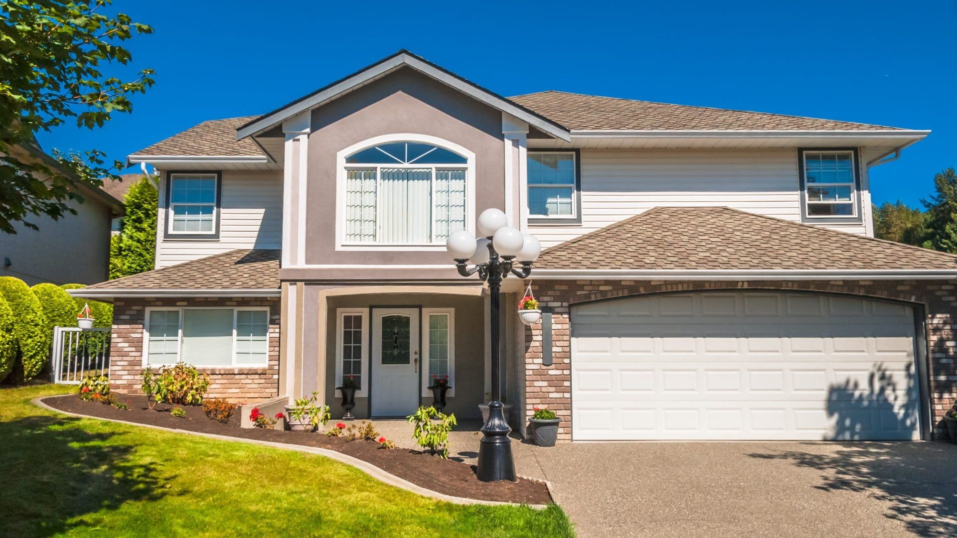 great-exterior-remodeler-new-castle-in-clemens-home-solutions-scaled.jpg