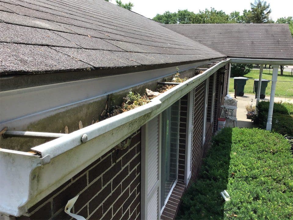 Gutters-Weak-Hangers